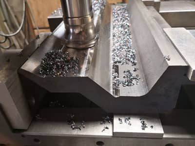 Finish Milling of Heat-Treated Bent Blade